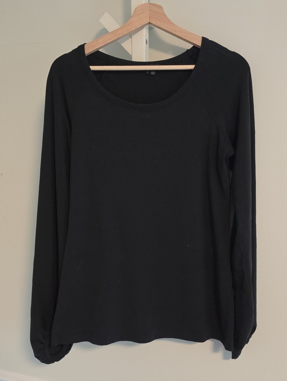 Theory Black Scoop Neck Top Balloon Bell Cuff Sleeves Size Large, Like New